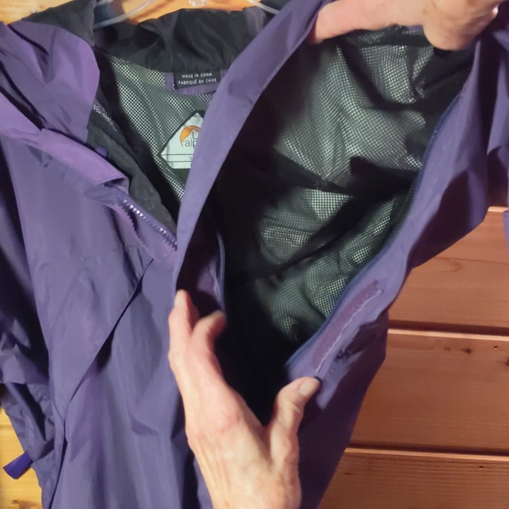 Jacket - Picture 3 of 4
